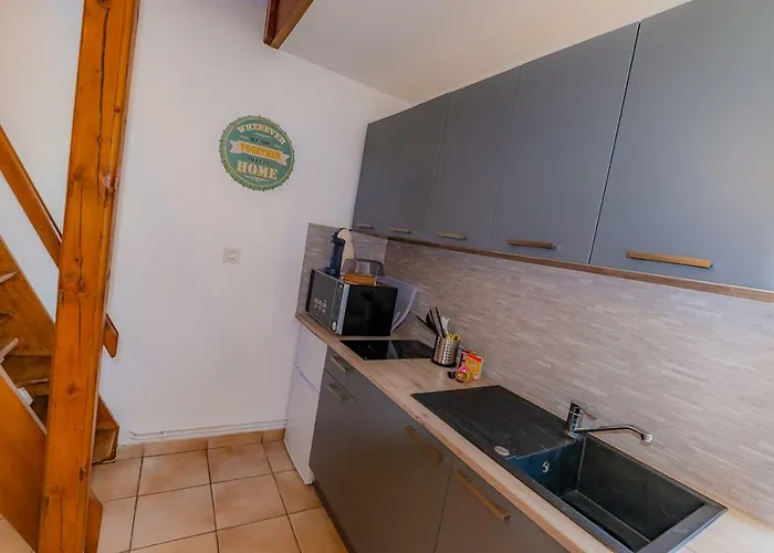 Appartement Cosy Centre Troyes - Parking - 4 Personnes