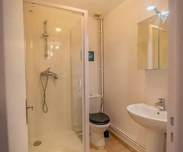 Appartement Cosy Centre Troyes - Parking - 4 Personnes Apartman